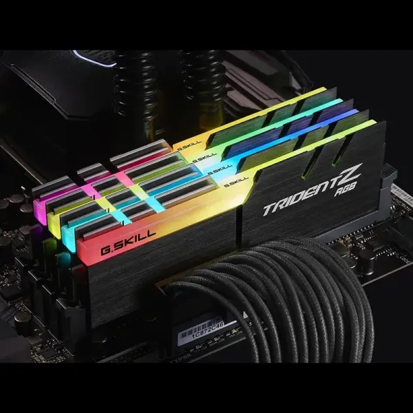 RAM G.SKILL TRIDENT Z RGB 64GB (32GBX2) 3600MHZ DDR4 F4-3600C18D-64GTZR